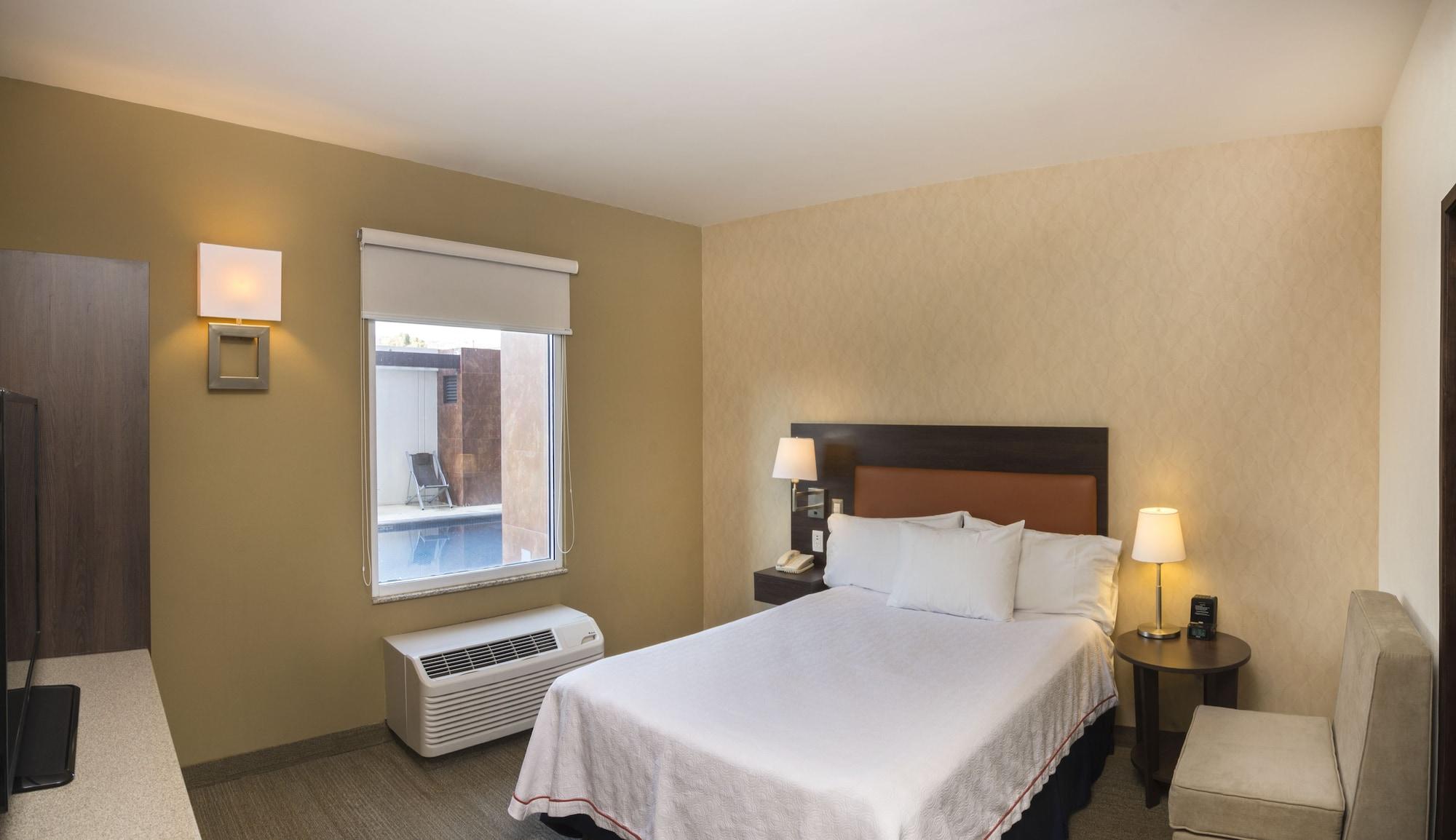 Homewood Suites By Hilton Queretaro Jurica Luaran gambar