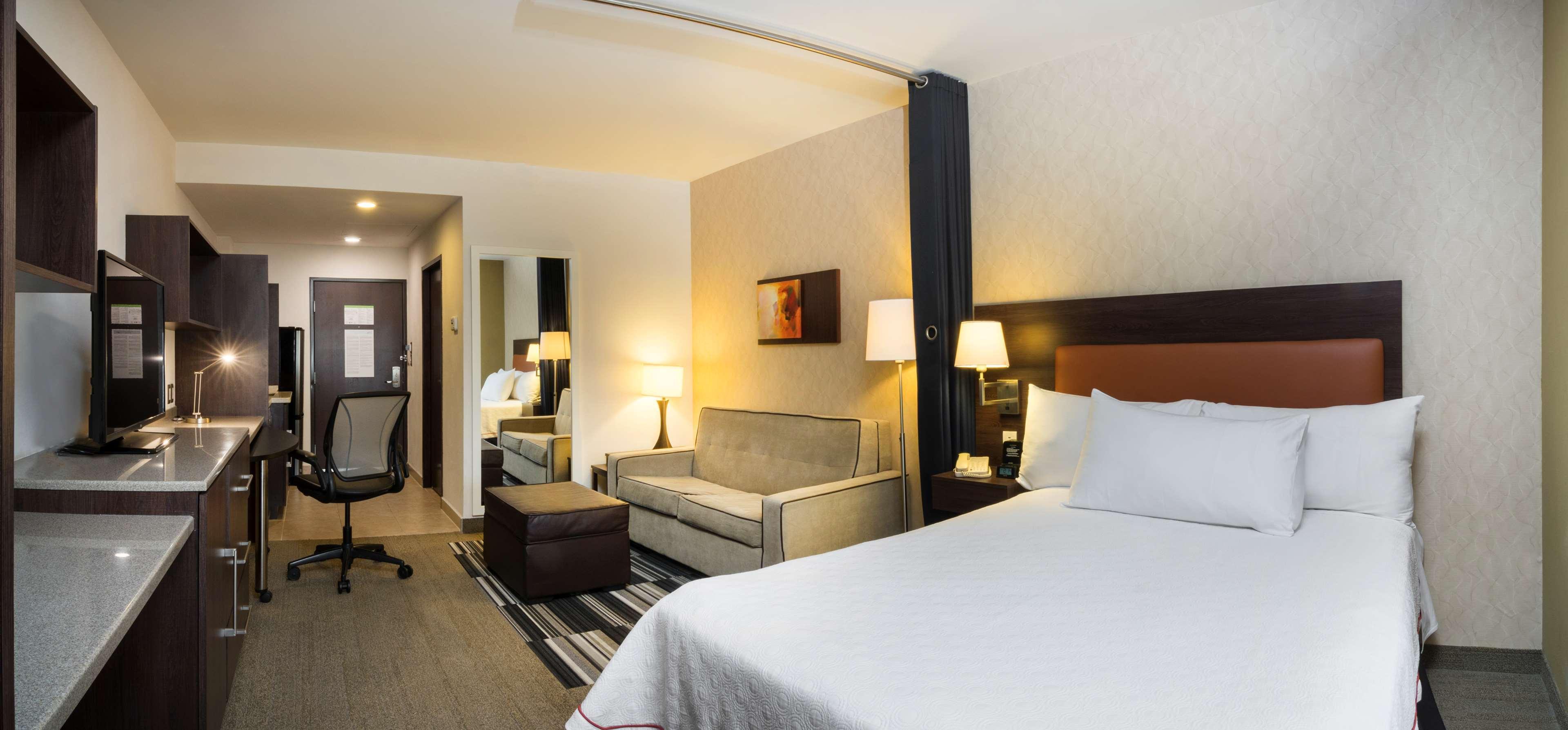 Homewood Suites By Hilton Queretaro Jurica Luaran gambar